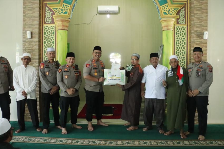 Jumat Curhat, Kapolres Langkat Ajak Warga Jaga Kondusifitas