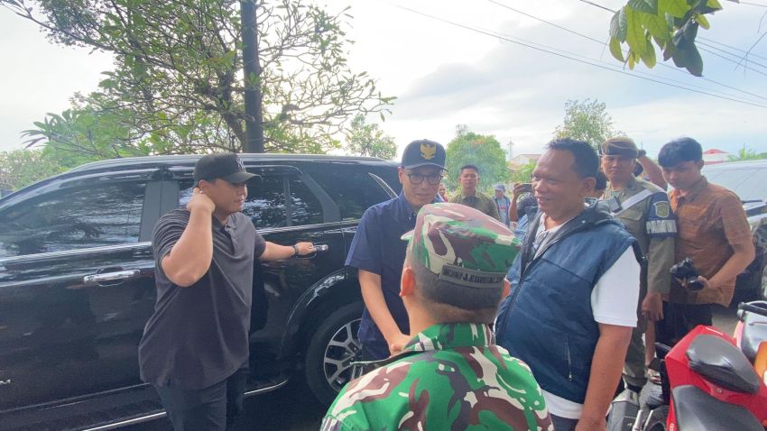Wali Kota Rico Waas Boyong dan Kenalkan Belasan Kepala Dinas Kepada Warga