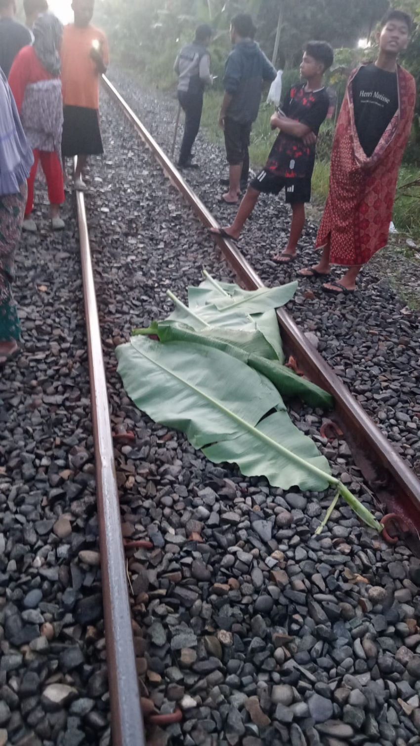 Pria Tanpa Identitas Tertabrak Kereta Api di Kilometer 17 Medan-Binjai, Kondisinya Menyedihkan