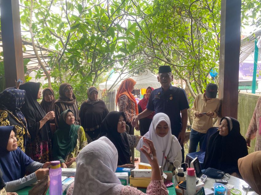 Warga Antusias, Lurah Kwala Bekala Tinjau Langsung Pelayanan Kesehatan Keliling