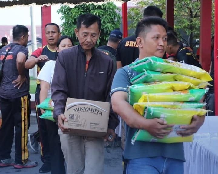 Sambut HUT ke-80, Brimob Sumut Gelar Pasar Murah, Ribuan Warga Serbu Mako Brimob