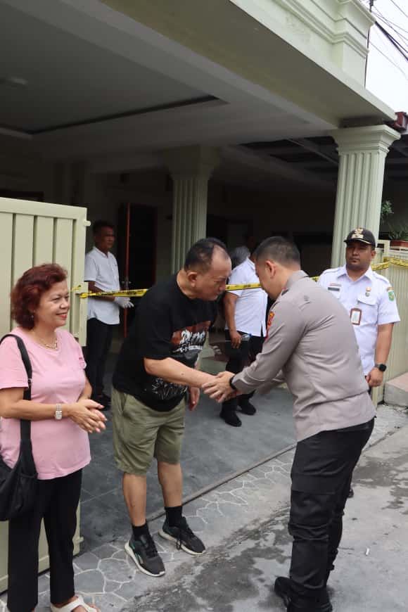 Ini Dia Foto-foto Kondisi Rumah Hakim Saat Tim Labfor Polda Sumut dan Polrestabes Medan Turun ke Lokasi