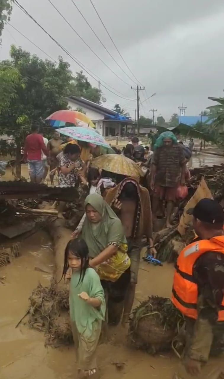 Keluarga Kehilangan Kontak, Sejumlah Warga Belum Ditemukan