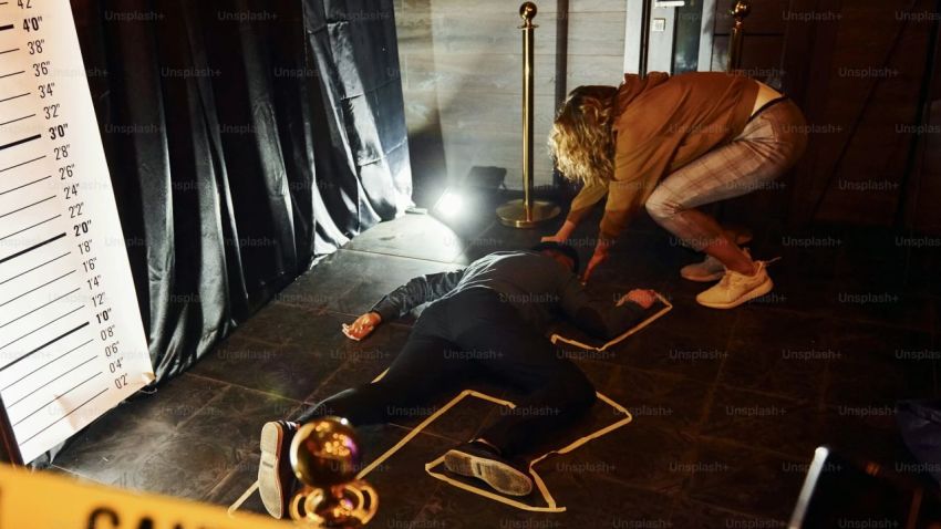 Mobil Lexus Tabrak Penarik Becak Bermotor hingga Tewas