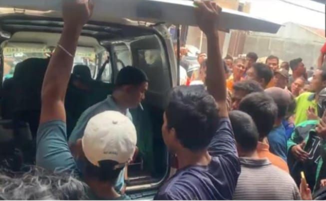Warga Geger, Pemuda Ditemukan Meninggal di Ruko Kosong Jalan Pelita IV