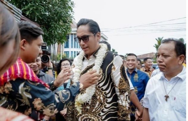 Safari Natal Di Paroki St.Fransiskus Assisi Padang Bulan , Wali Kota Medan Rico Waas Ajak Perkuat Keharmonisan Keluarga