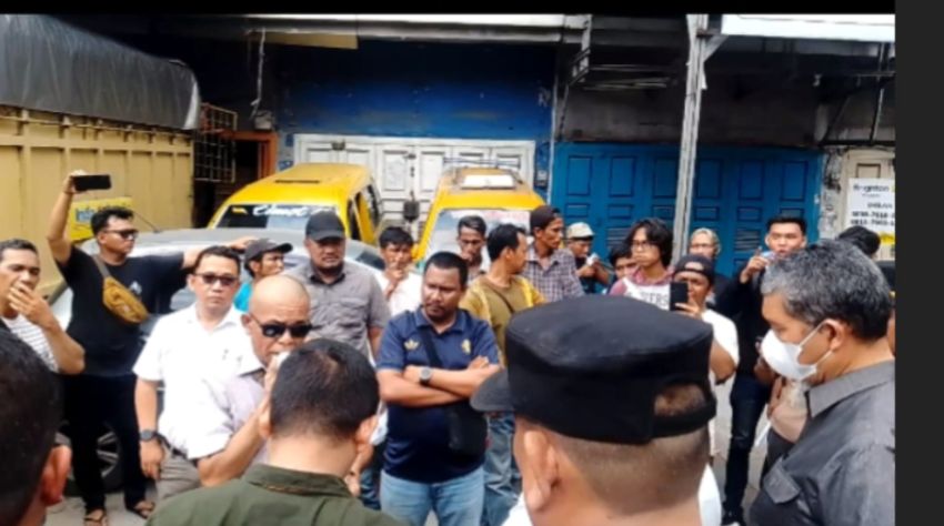 Eksekusi Ruko di Komplek Denai Square Denai di Jalan Panglima Denai Ricuh, Ahli Waris: Kami Kecewa Prosesnya Terkesan Penuh Kejanggalan