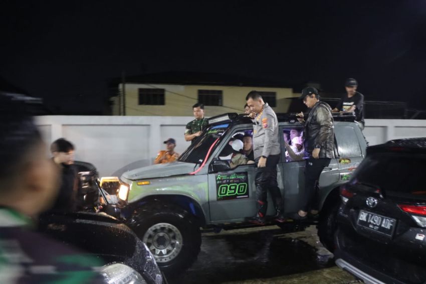 Jean Calvijn Simanjuntak Pimpin Patroli, Forkopimda Medan Pastikan Kesiapan Posko Banjir Malam Hari