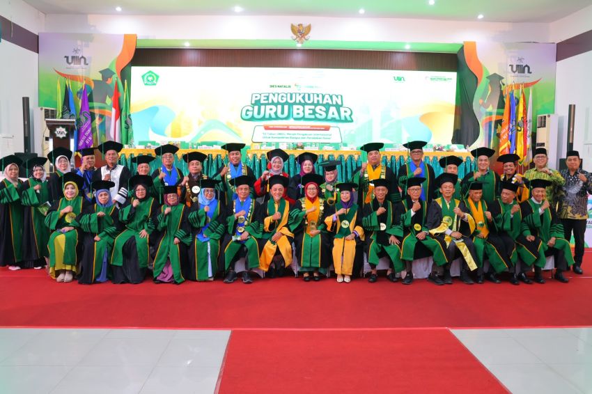 Puncak Dies Natalis Ke-52, UINSU Medan Kukuhkan Dua Guru Besar : Momentum Menuju Universitas Unggul dan Bermutu