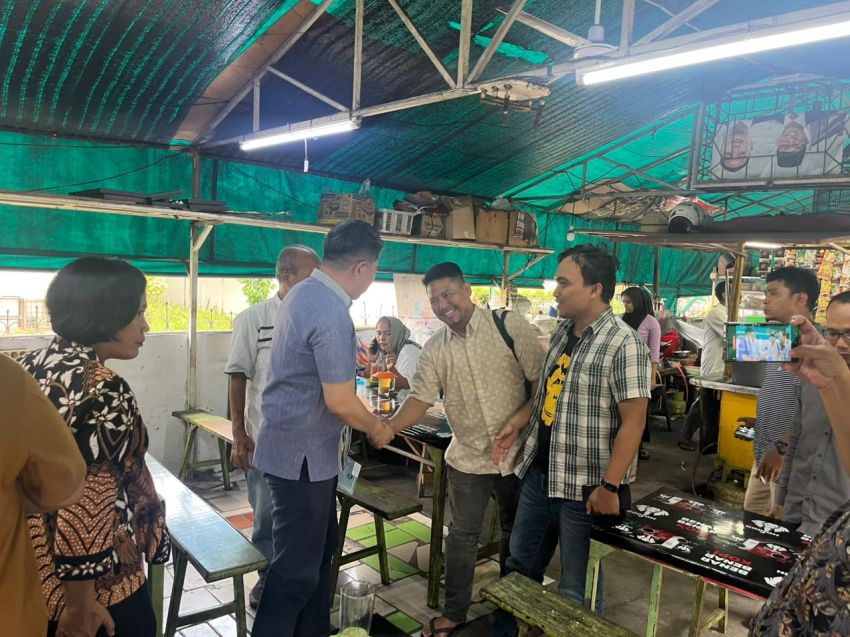 Kabid Humas Polda Sumut Ngopi Bareng Wartawan Sumut untuk  Pererat Silaturahmi dan Sinergitas