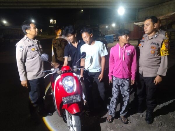 Polsek Hamparan Perak Intensifkan Patroli Malam untuk Tekan Aksi Kriminal