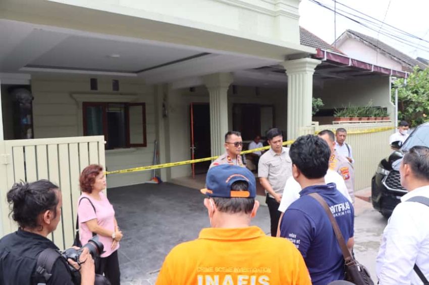 Ini Dia Foto-foto Kondisi Rumah Hakim Saat Tim Labfor Polda Sumut dan Polrestabes Medan Turun ke Lokasi