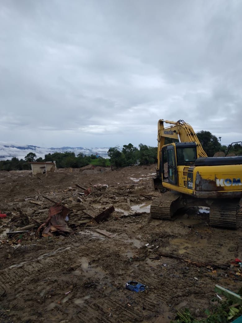 Dolok Pinapan Longsor, Hantam Dua Desa Panggugunan Pulo Godang Pakkat