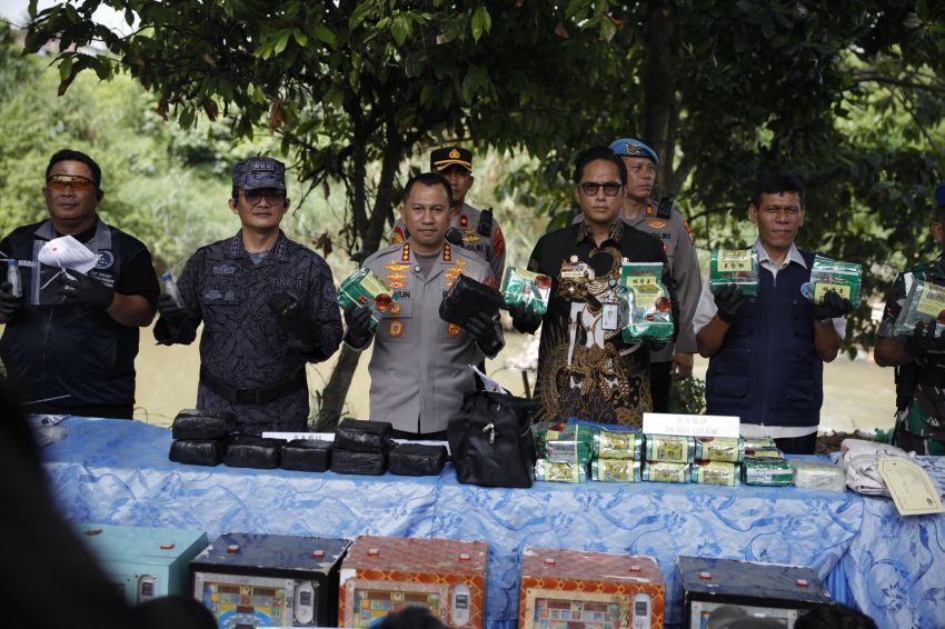 Kapolrestabes Medan Ungkap 35 Kg Sabu, 985 Butir Ekstasi dan 59 Tersangka