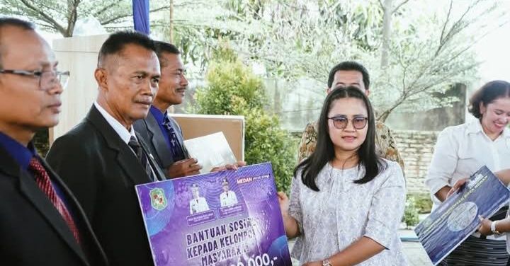 Plt Kadis SDABMBK Hadiri Safari Natal HKBP Marturia dan HKBP Taman Deli Martabung , Perkuat Kerukunan dan Kebersamaan