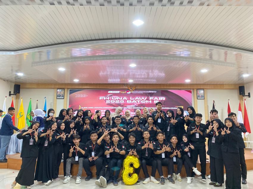 FH UNA LAW FAIR 2025 BATCH III Diikuti 228 Pelajar SMA, Perebutkan Piala Bergilir Yayasan UNA
