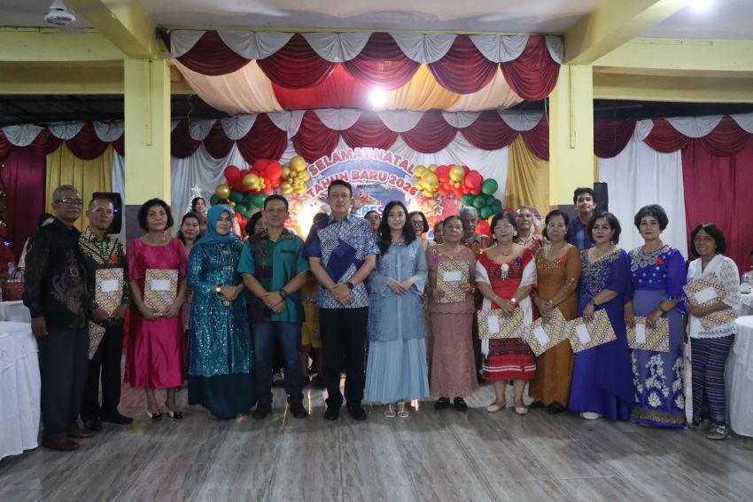 Keluarga Besar Polres Binjai Rayakan Natal 2025