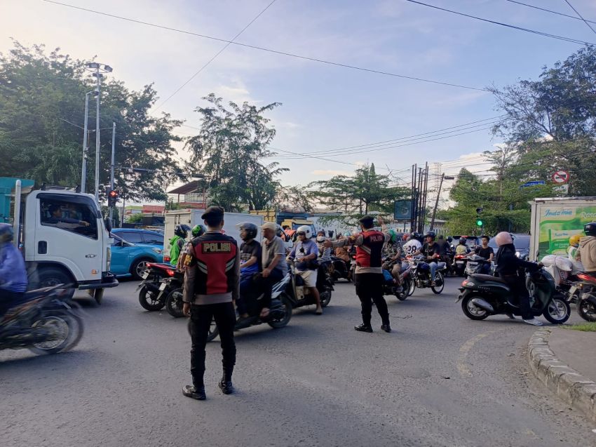 H-1 Natal, Arus Lalu Lintas di Kota Medan Padat Merayap