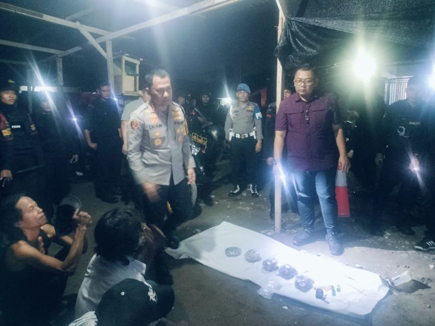 Kombes Jean Calvijn Obrak-abrik Jermal 15, Guntur Ditarget