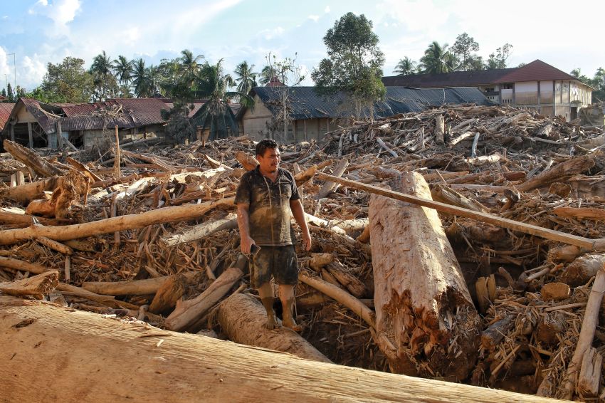 Tragedi Dahsyatnya Banjir dan Longsor Aceh Tamiang, Berikut Foto-fotonya...