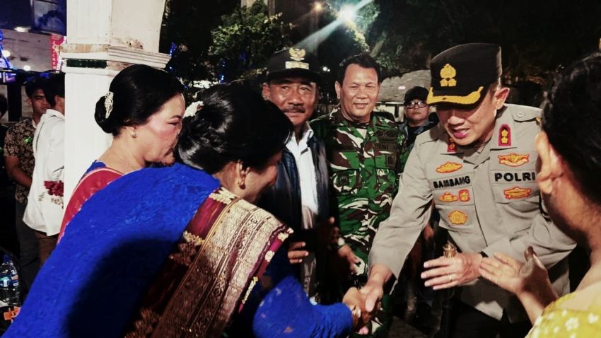 Kapolres Beserta Forpimda Binjai Memantau Perayaan Ibadah Natal 2025 ke Gereja