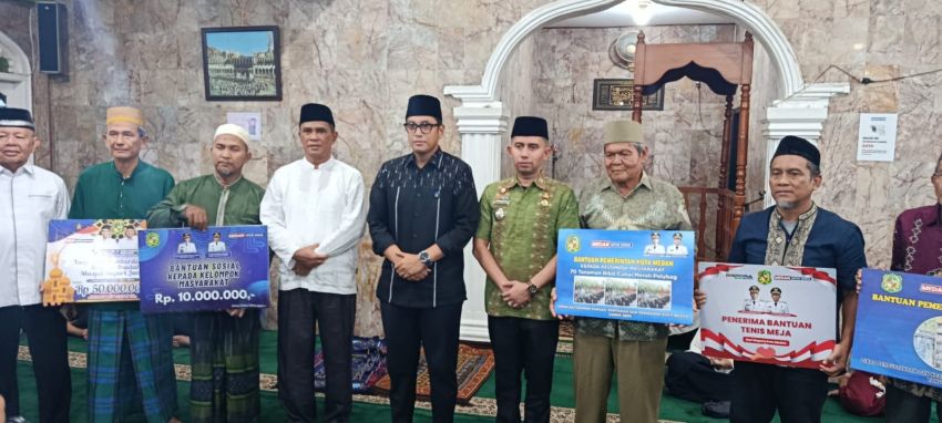 Wali Kota Medan Rico Waas Safari Jumat di Masjid Thawalib Medan Kota