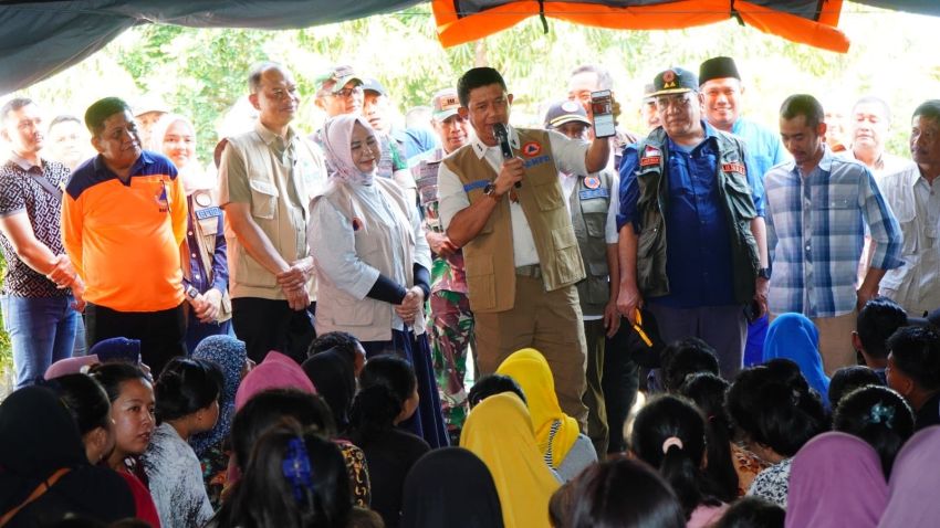 Kepala BNPB Tinjau Langsung Banjir Langkat, Pastikan Penanganan Pasca Banjir Dengan Cepat