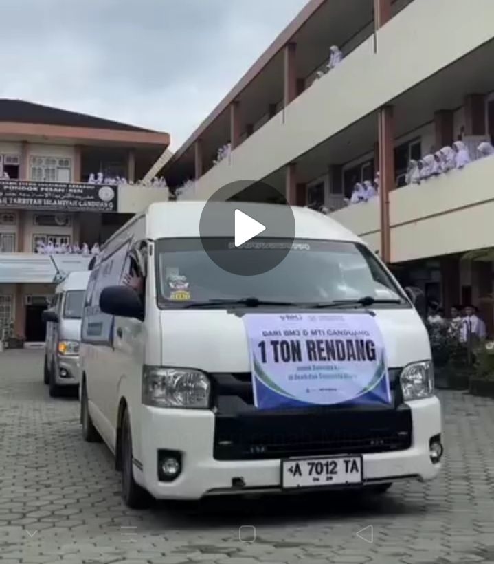 Satu Ton Rendang dari Ranah Minang Dikirim untuk Aceh dan Sumatera Utara