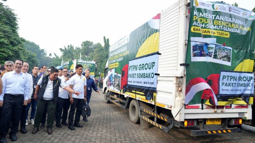 PalmCo Salurkan 500 Ton Minyak Goreng untuk Korban Banjir Sumatera
