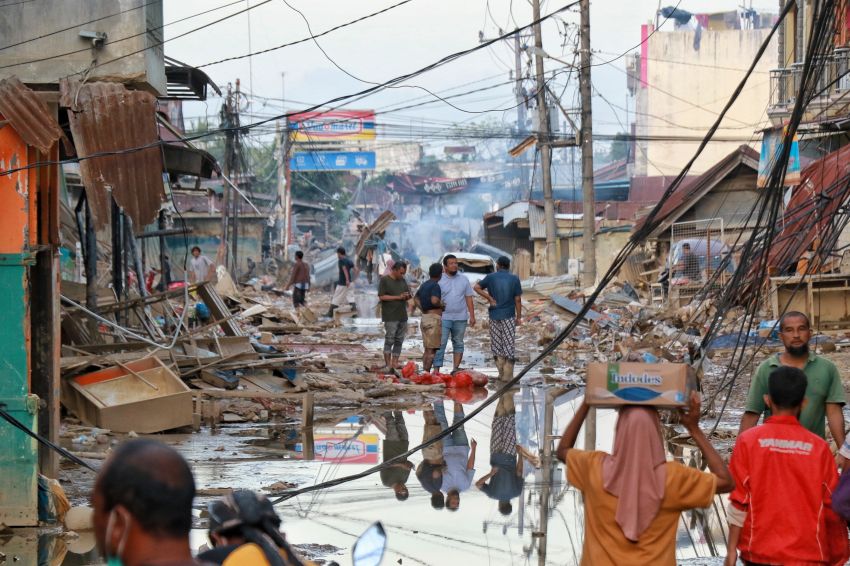 Tragedi Dahsyatnya Banjir dan Longsor Aceh Tamiang, Berikut Foto-fotonya...