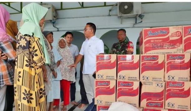 Zakiyuddin Harahap Salurkan Bantuan ke Dapur Umum Warga Korban Banjir di Medan Labuhan