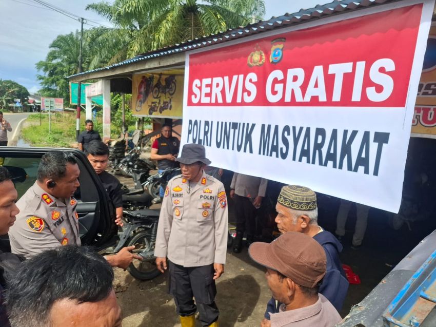 Kapolres Tapsel Resmikan Bengkel Servis Gratis untuk Warga Terdampak Banjir Bandang di Batang Toru