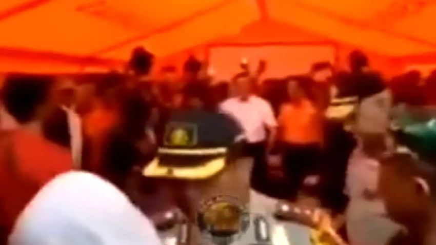 Viral! Luhut Bentak Emak-emak di Tenda Pengungsian Sumut, Kau Boleh Ngomong Macam-macam ke Orang Lain, Sama Saya Jangan