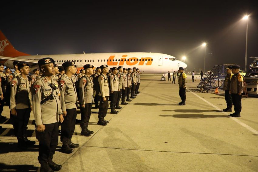 Ratusan Personel Brimob dari Lima Polda Tiba di Kualanamu