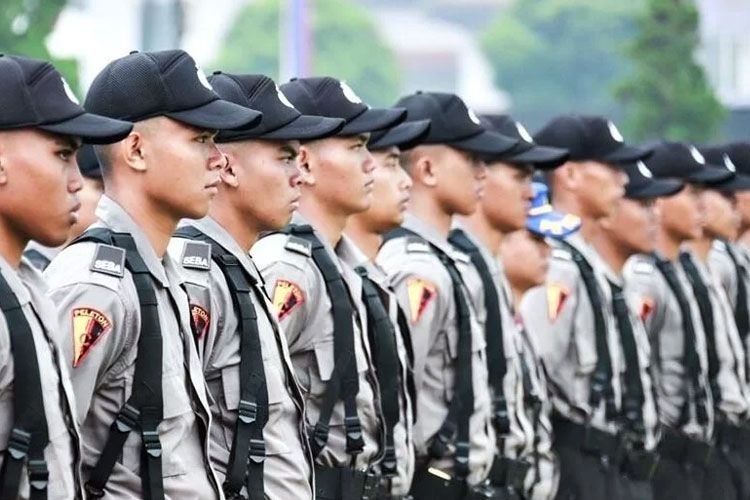 POLRI SEBAGAI PELOPOR DAN PENGGERAK KEBAIKAN