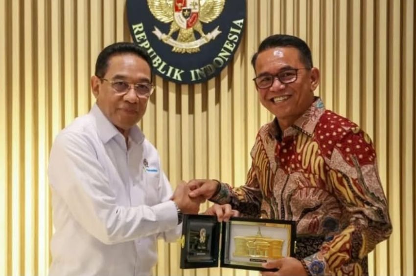 Wakil Wali Kota Medan Bertemu Wamenkes, Pringadi Diberikan Alat Medis Strategis