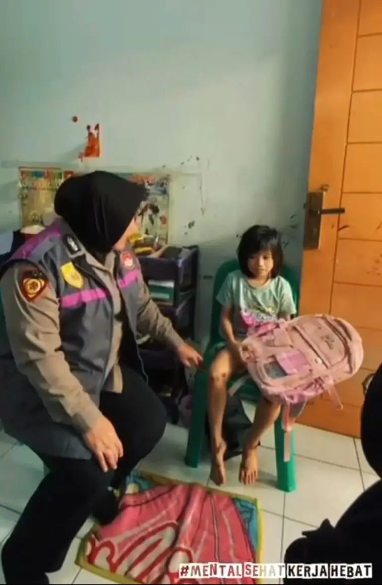 Polda Sumut Berikan Dukungan Psikososial kepada Anak Korban Peristiwa Pencurian di Medan Marelan