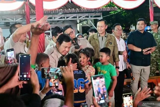 Di Hadapan Para Pengungsi Tapsel, Prabowo Ucapkan Selamat Tahun Baru 2026