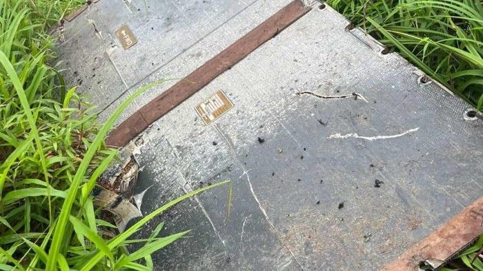 Serpihan Diduga Pesawat ATR yang Hilang Kontak Ditemukan di Lereng Balusaraung