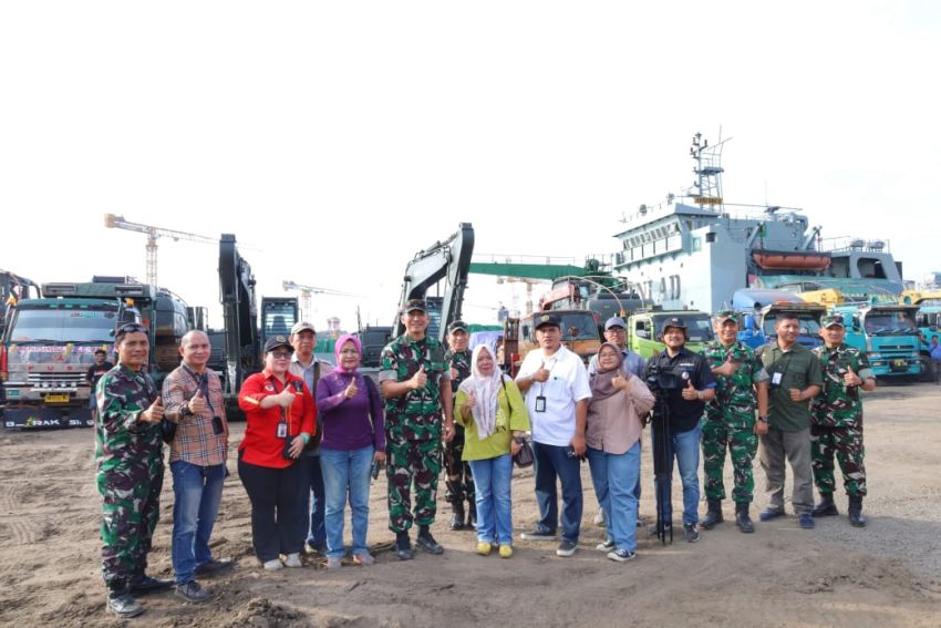 Pangdam I/BB Tinjau Kedatangan Kapal ADRI 48 di Pelabuhan Belawan