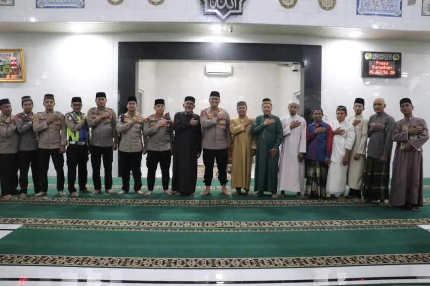 Komitmen Jaga Keamanan Ramadhan, Polres Langkat Gelar Safari Tarawih di Brandan