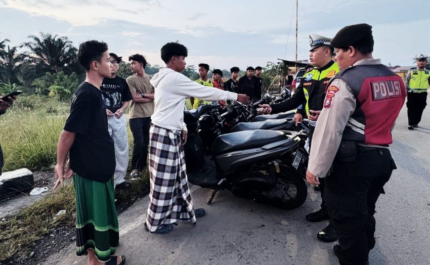 Asmara Subuh di Binjai 21 Sepeda Motor Ditilang
