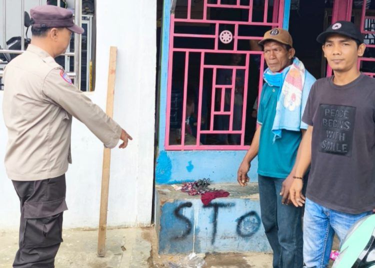 Ngeri...Adik Sayat Leher Kakak Kandung Pakai Pisau Cuter