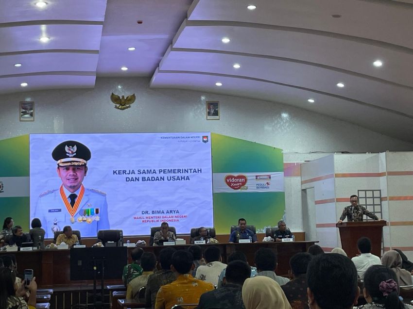 Bupati Karo Terima Kunjungan Wamendagri, Bahas Penguatan Infrastruktur untuk Dorong Pertumbuhan Ekonomi Daerah