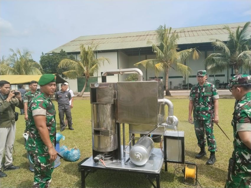 Pangdam I/BB Tinjau Pembuatan Insinerator dan Alat Cetak Paving Block di Bengrah I Medan
