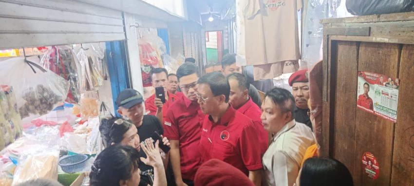 Eksekusi Pasar Sambas Ditunda, Pedagang Harap-harap Cemas