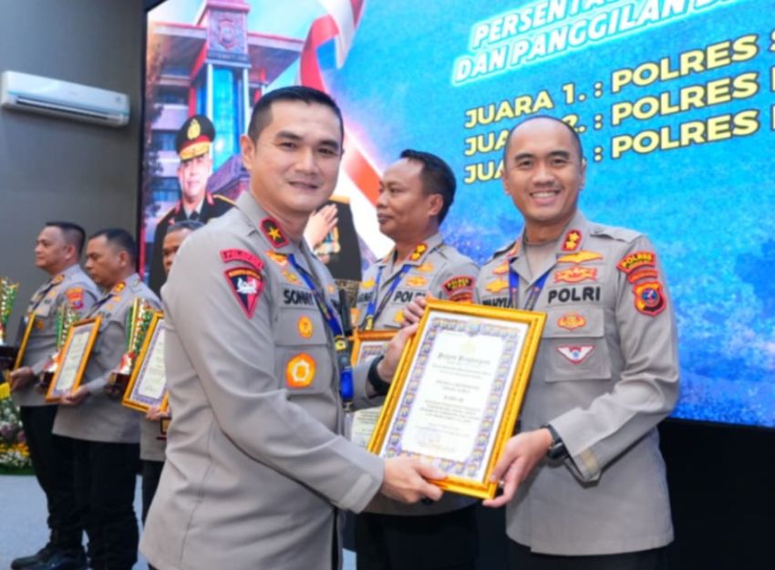 Kapolres Labuhanbatu Terima Penghargaan dari Kapoldasu atas Respons Cepat Layanan 110