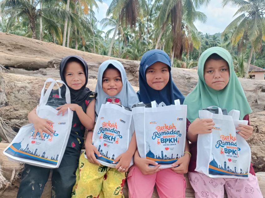 BPKH - Rumah Zakat Distribusikan Paket Perlengkapan Shalat