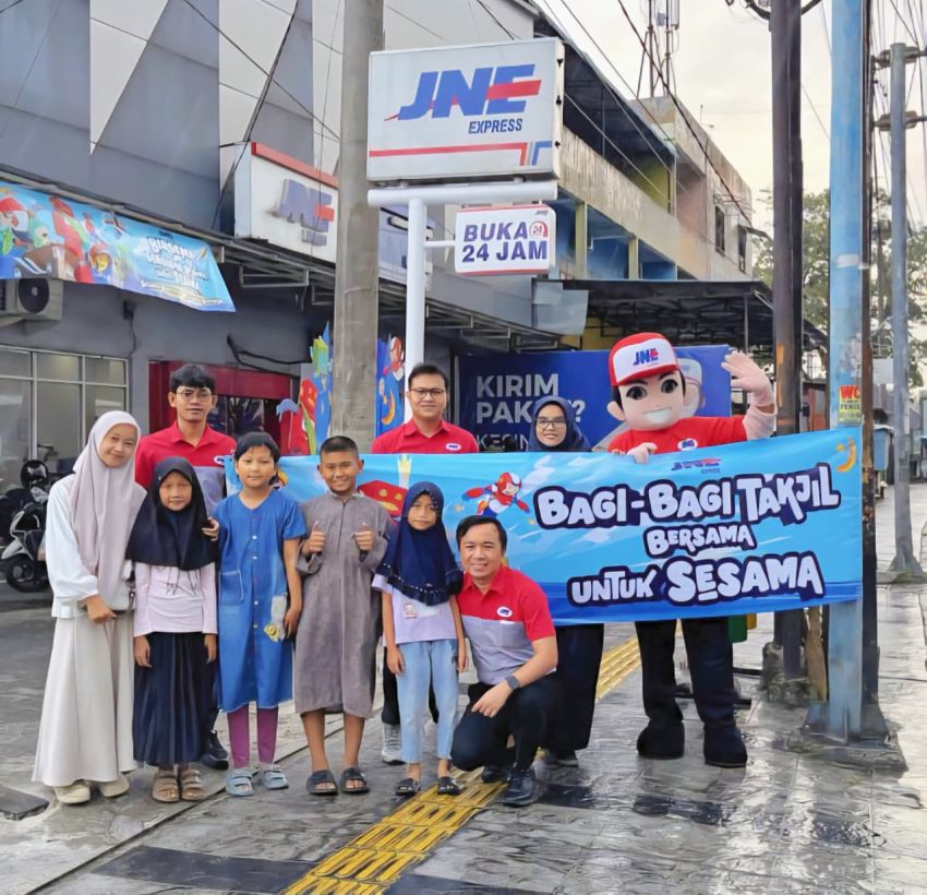 JNE Tawarkan Promo Bagi Pemudik yang Kirim Kenderaan ke Kampung Halaman