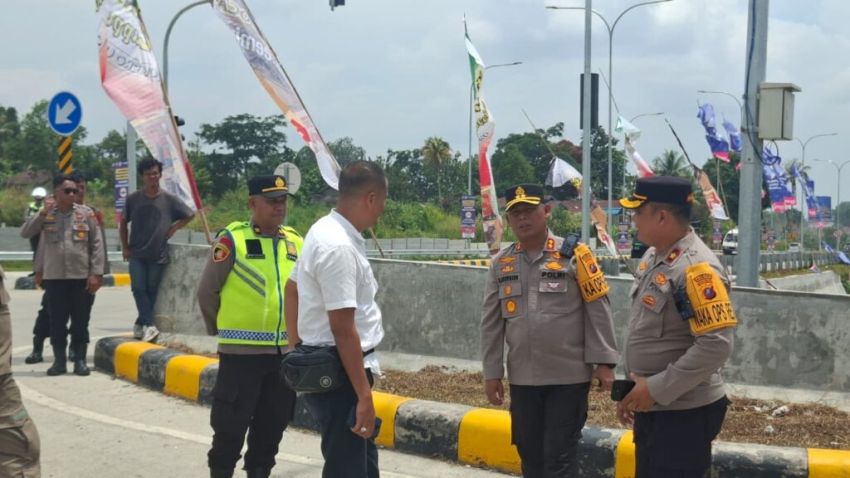 Arus Lalu Lintas Meningkat Jelang Lebaran, Kapolres Simalungun Pantau Langsung Pintu Tol Simpang Pane